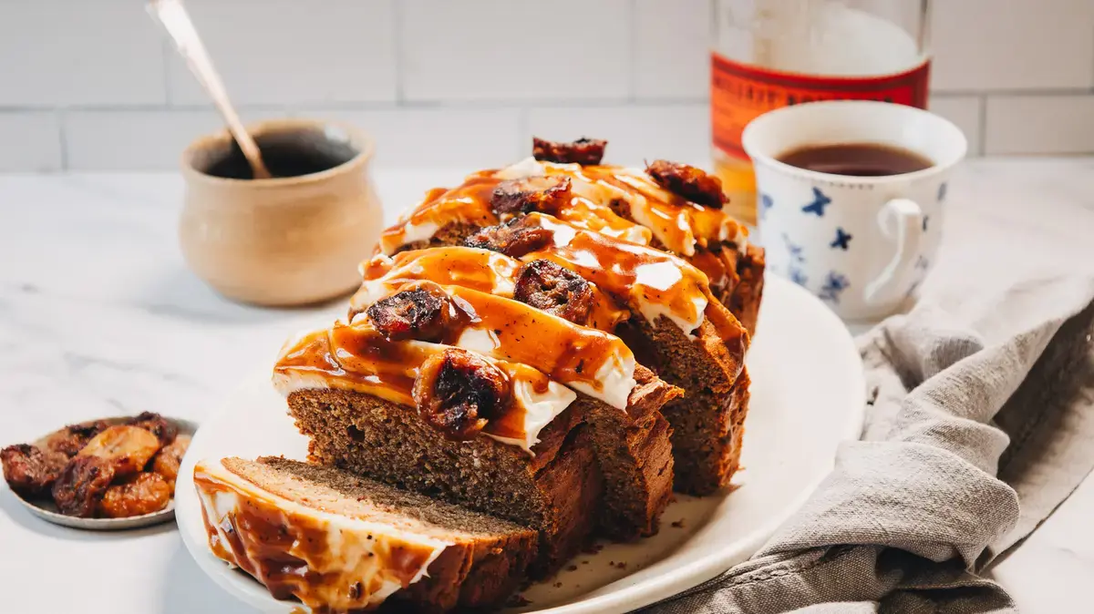 Boozy Banana Bread Delight