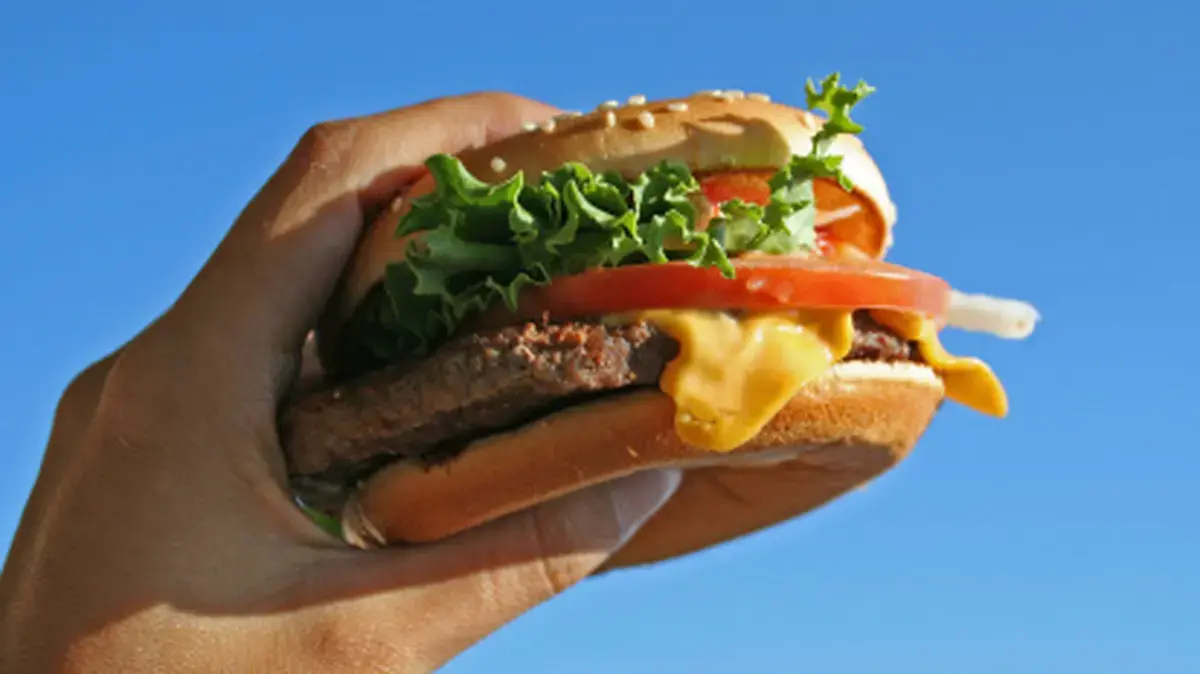 California's Burger Wars: Habit vs In-N-Out