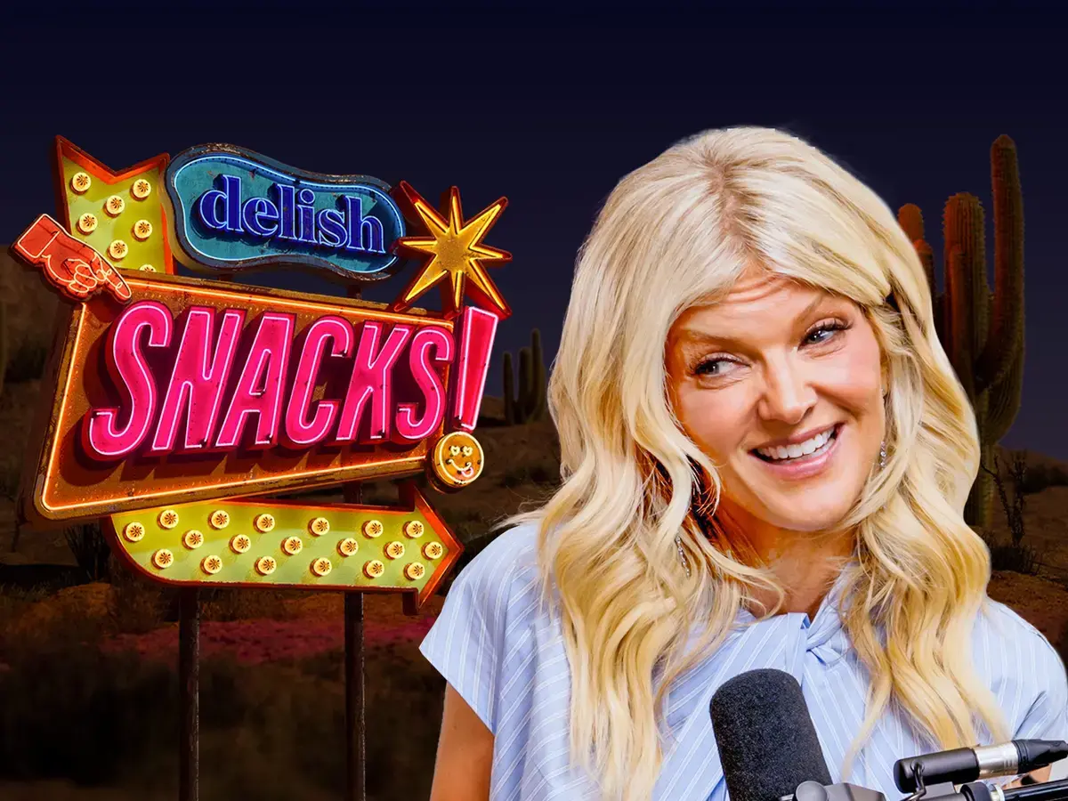 Comedian Arden Myrin Questions High Costs of Shared-Plate Dining