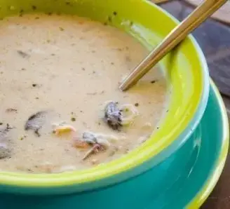 Delicious Chicken and Mushroom Soup Recipe