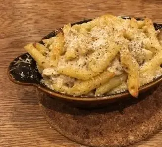 Delicious Oven-Baked Chicken, Mushroom, and Cream Pasta Recipe