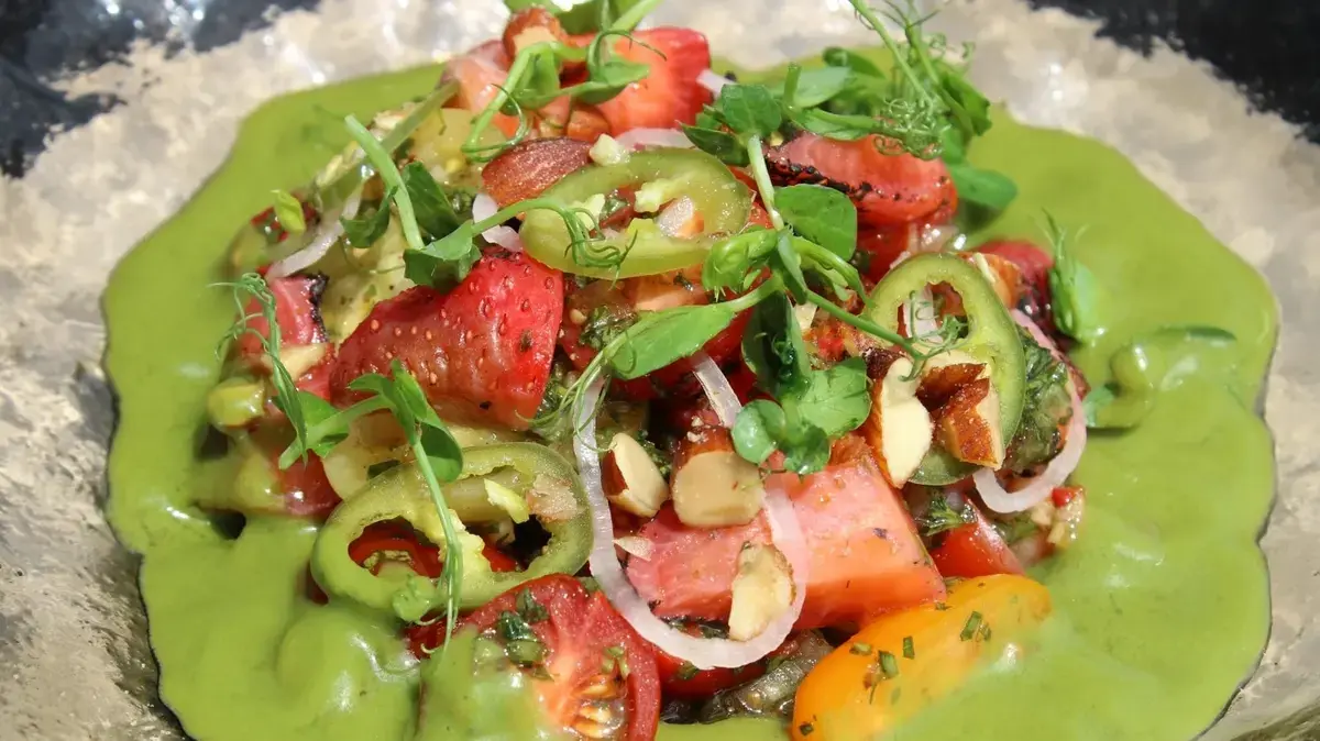 Delicious Salads Without Lettuce