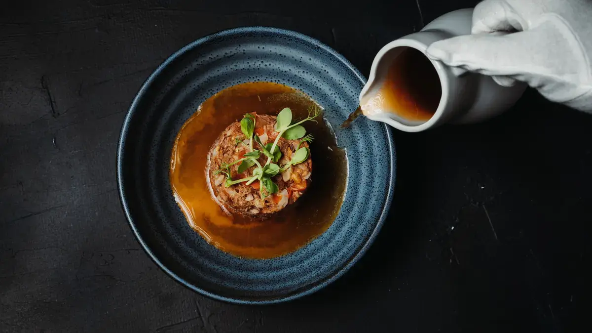 Elevate Your Meals: Simple Tricks for Restaurant-Quality Presentation