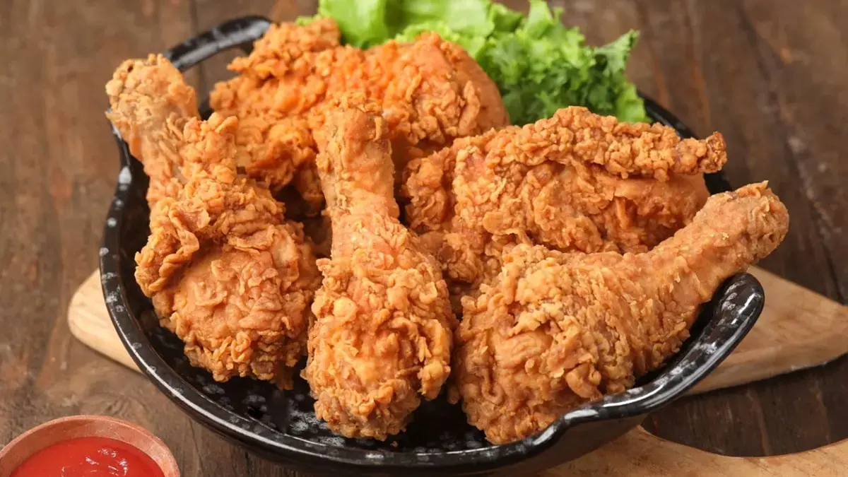 Fried Chicken Showdown: KFC vs. Popeyes for $20