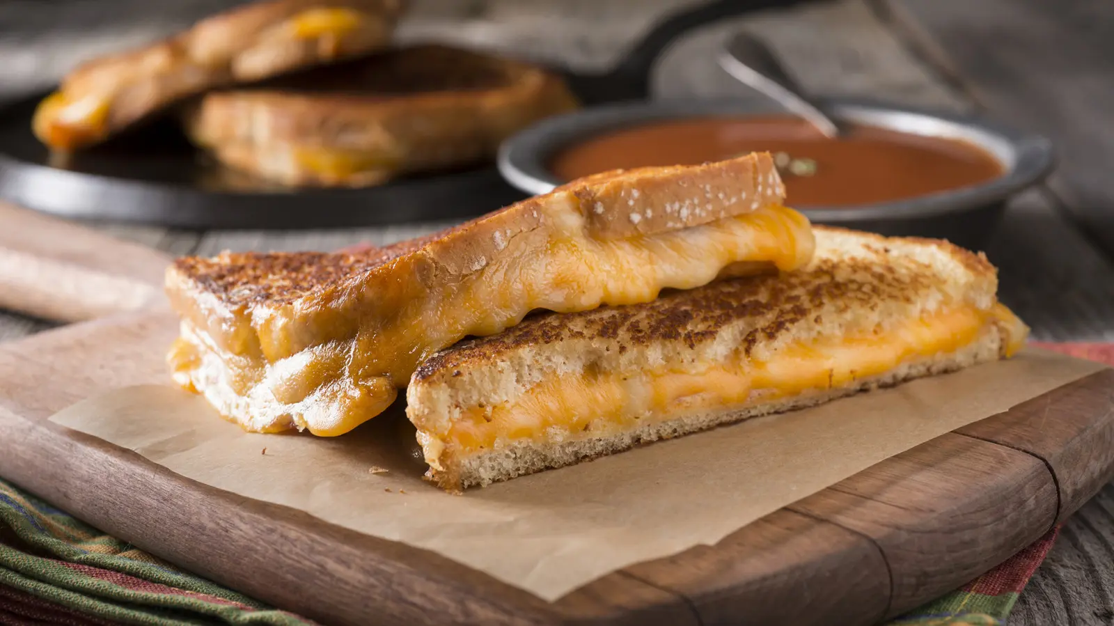 Skip The Butter: Use Beef Tallow For A Crispier, More Flavorful Grilled Cheese
