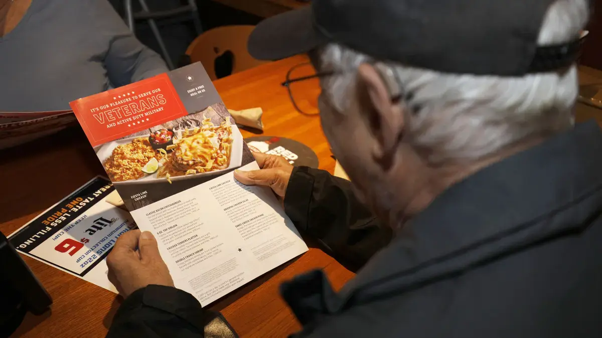 Inside the Kitchen: Items Applebee's Employees Avoid Ordering