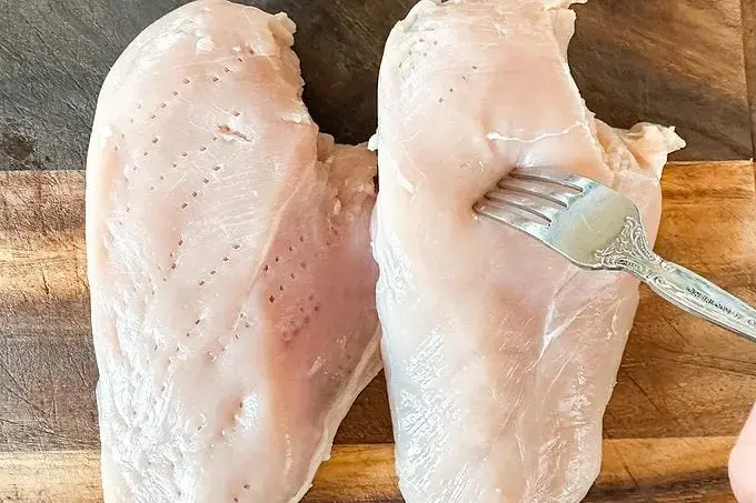 Kiwi Juice Turns Chicken Breast Tender and Juicy, Home Cook Finds