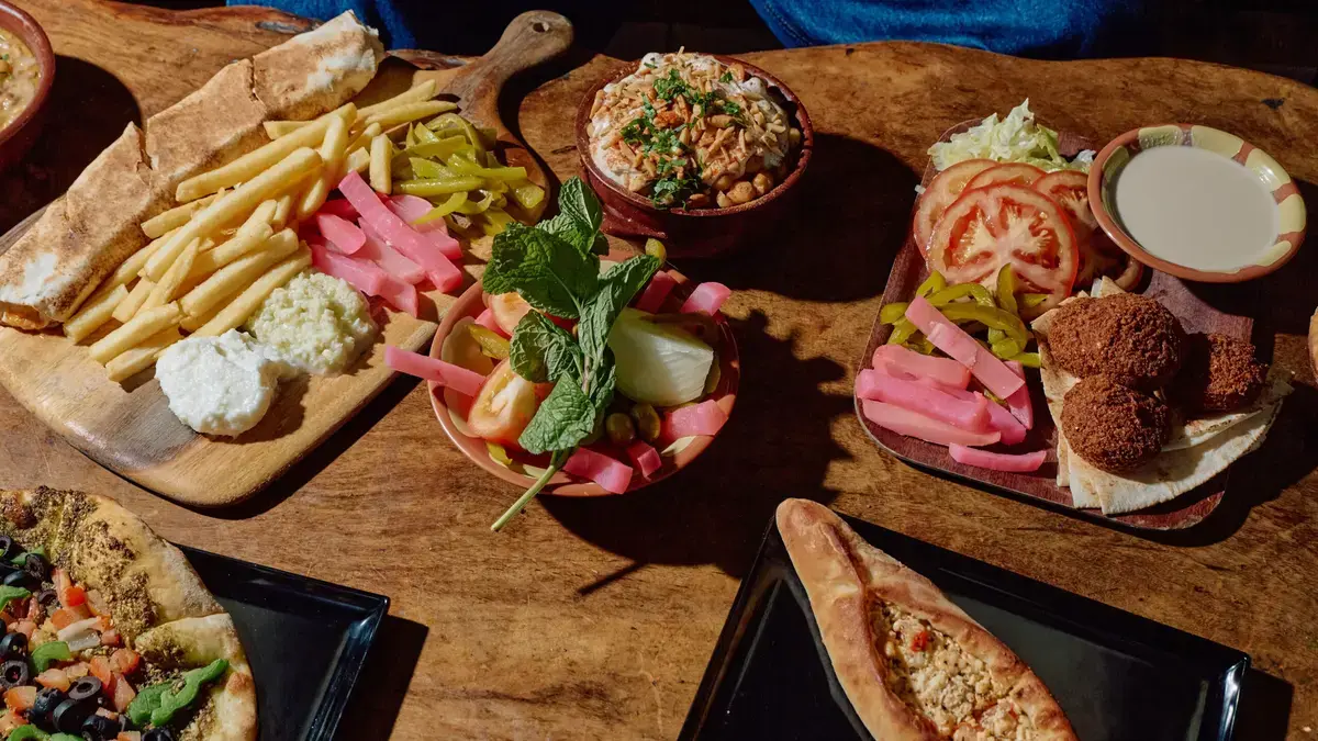 Melbourne's Culinary Scene: A Guide to the City's Top Eateries