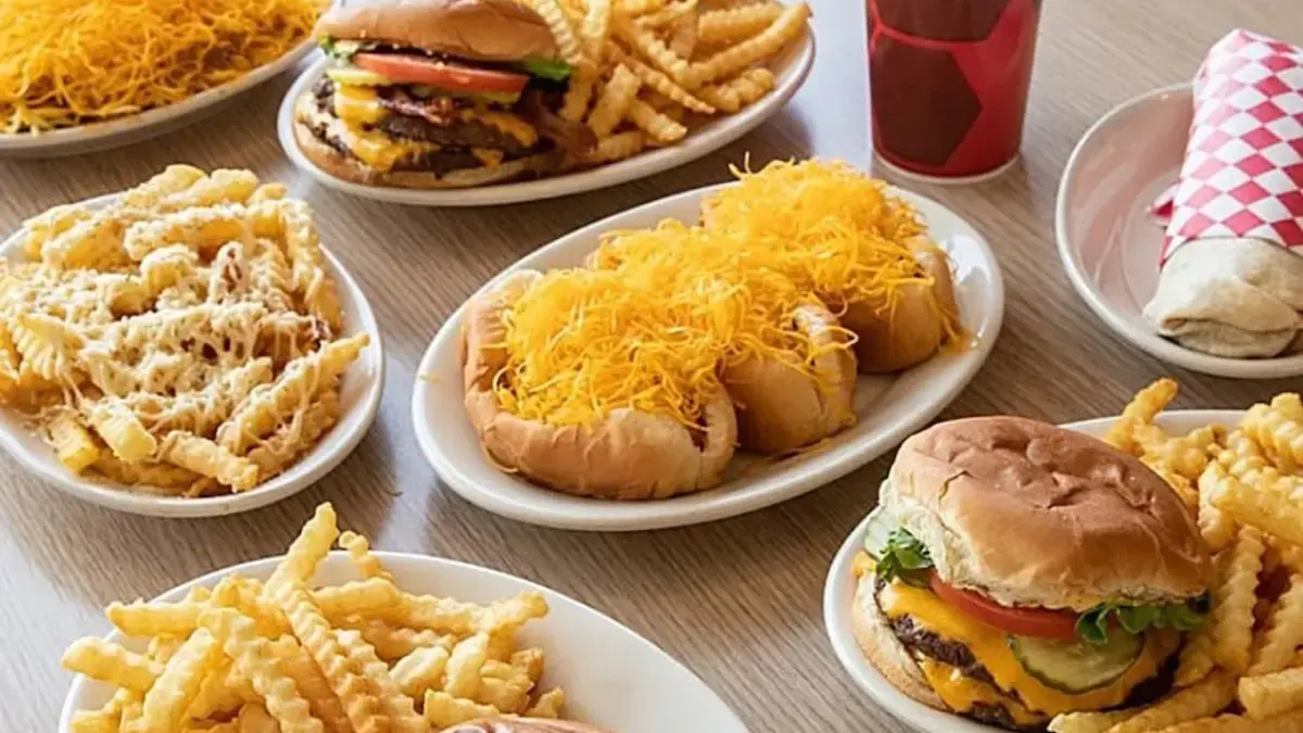 Midwest Chili Chain Celebrates Six Decades of Unique Flavor