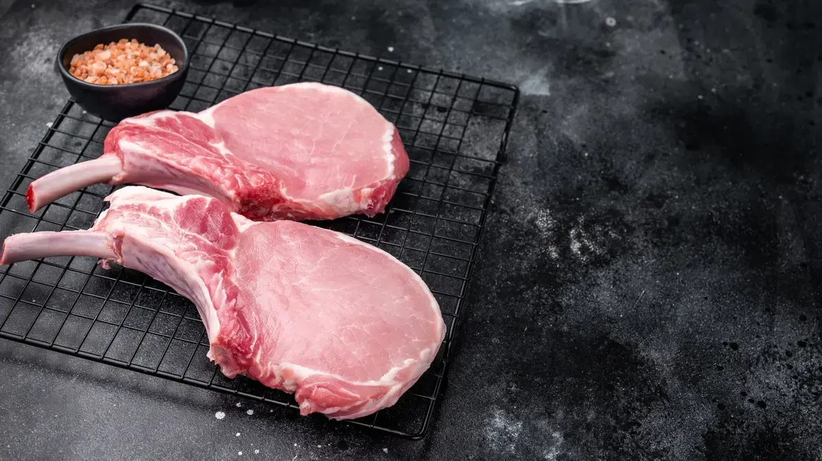 Pan-Fried Pork Chops: The Secret to Juiciness