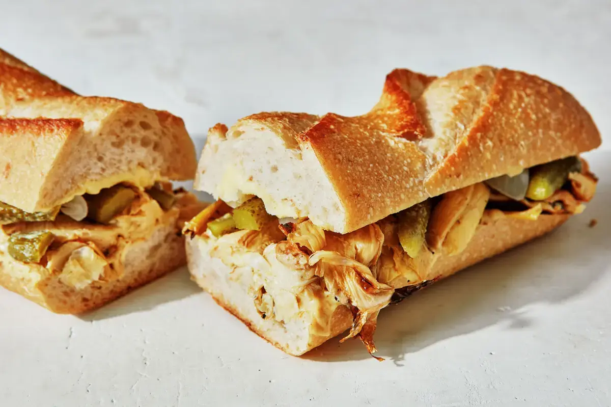 Parisian artichoke sandwich: a surprising vegetarian reinterpretation