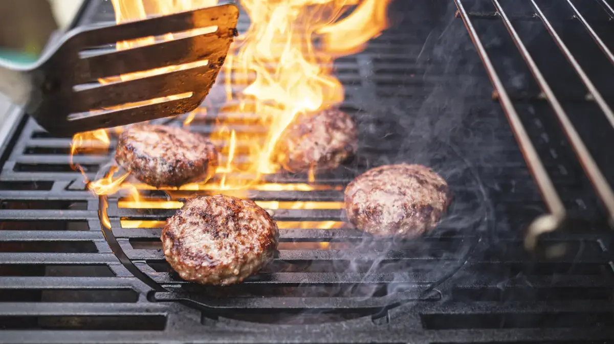 Preventing Your Homemade Burgers From Cracking Apart