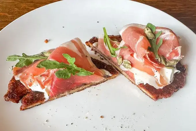 Smashed Croissants: A New Lunchtime Obsession
