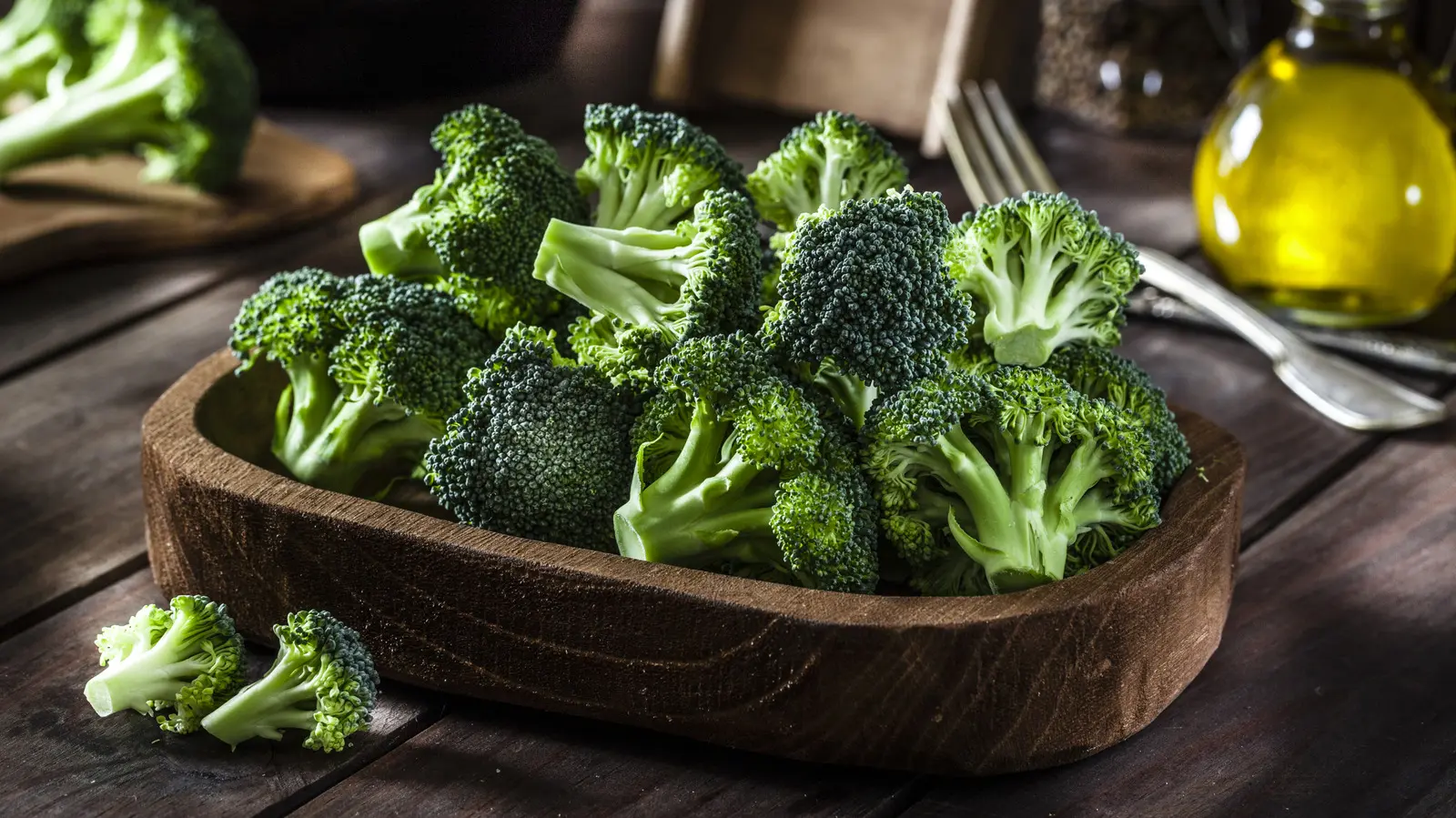 One Beloved Canned Soup Doubles As A Creamy Sauce For Broccoli