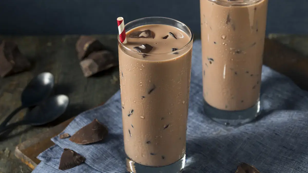 Sugar‑Free Chocolate Syrup Offers a Light Alternative to Classic Hershey’s