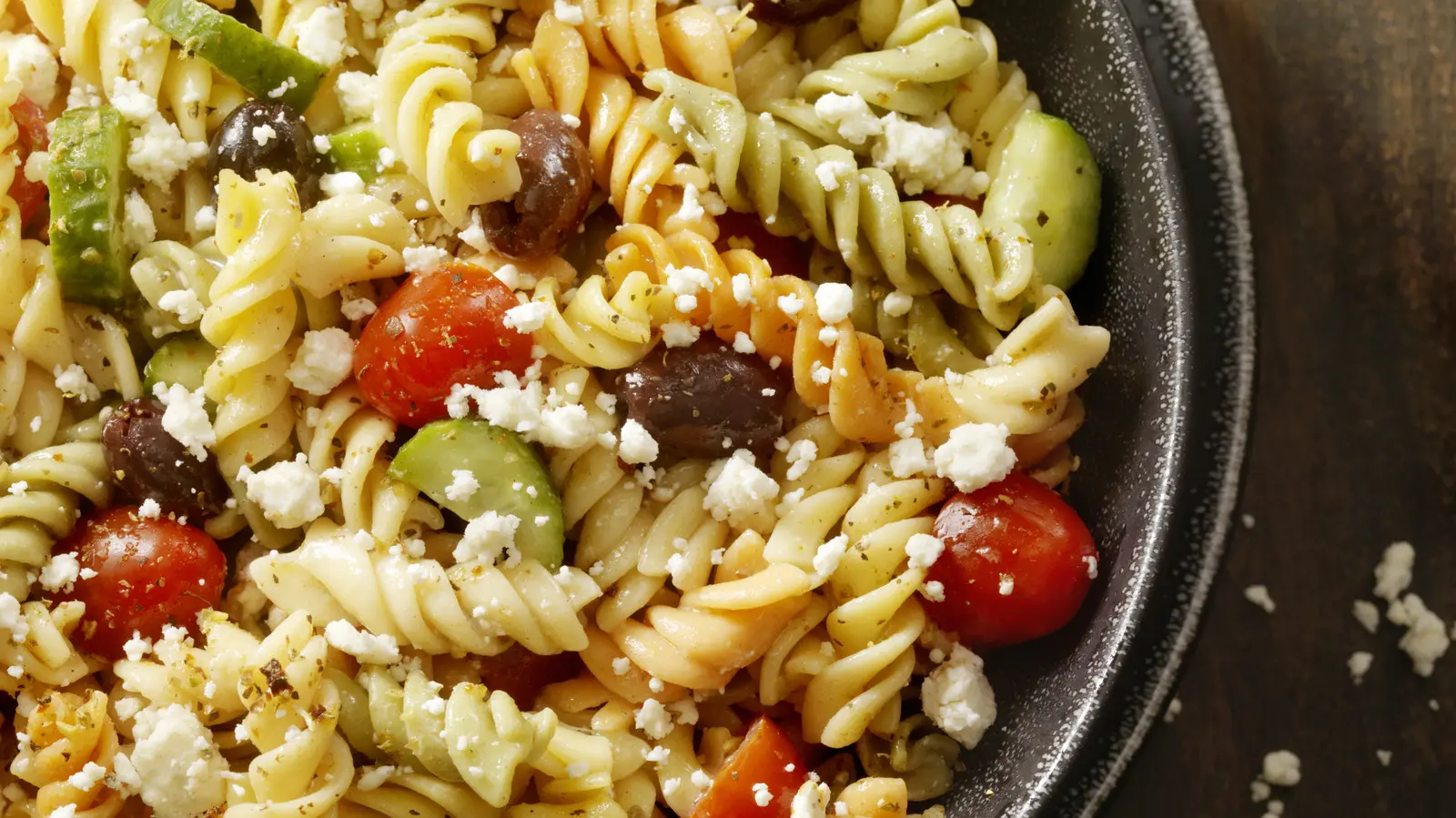 The Canned Vegetable That Transforms Pasta Salad Into a Crowd-Pleasing Favorite