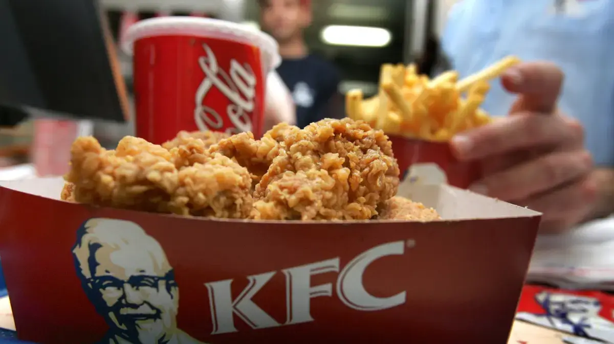 The Controversial KFC Double Down Sandwich Still Satisfies in New Zealand