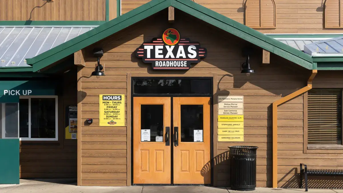 The Lost Texas Roadhouse Chicken Dish That Won't Return