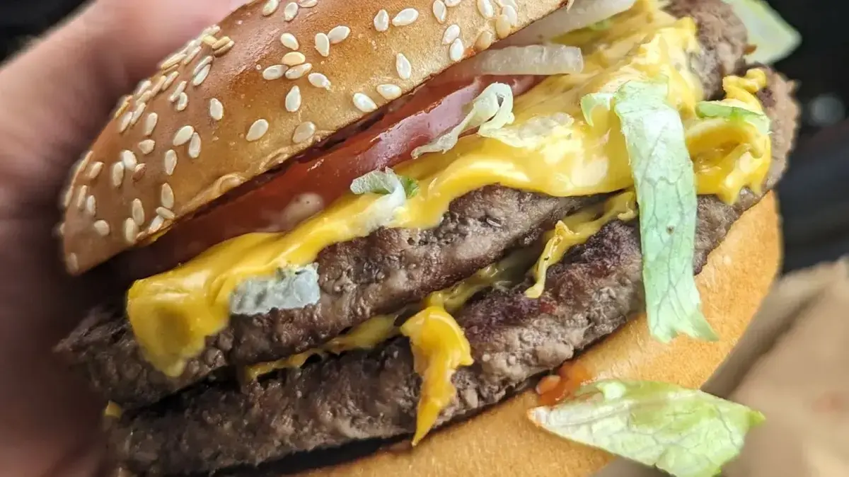The Real Difference in Burger King and McDonald's Beef
