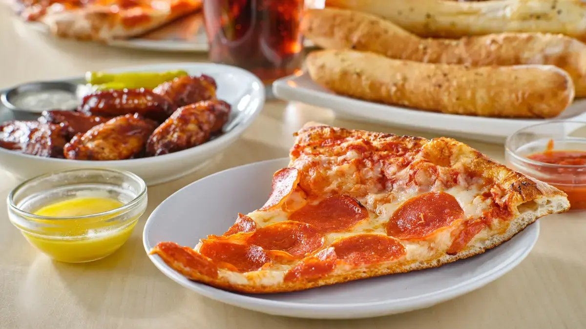 The Top Nine Side Dishes at U.S. Pizza Chains