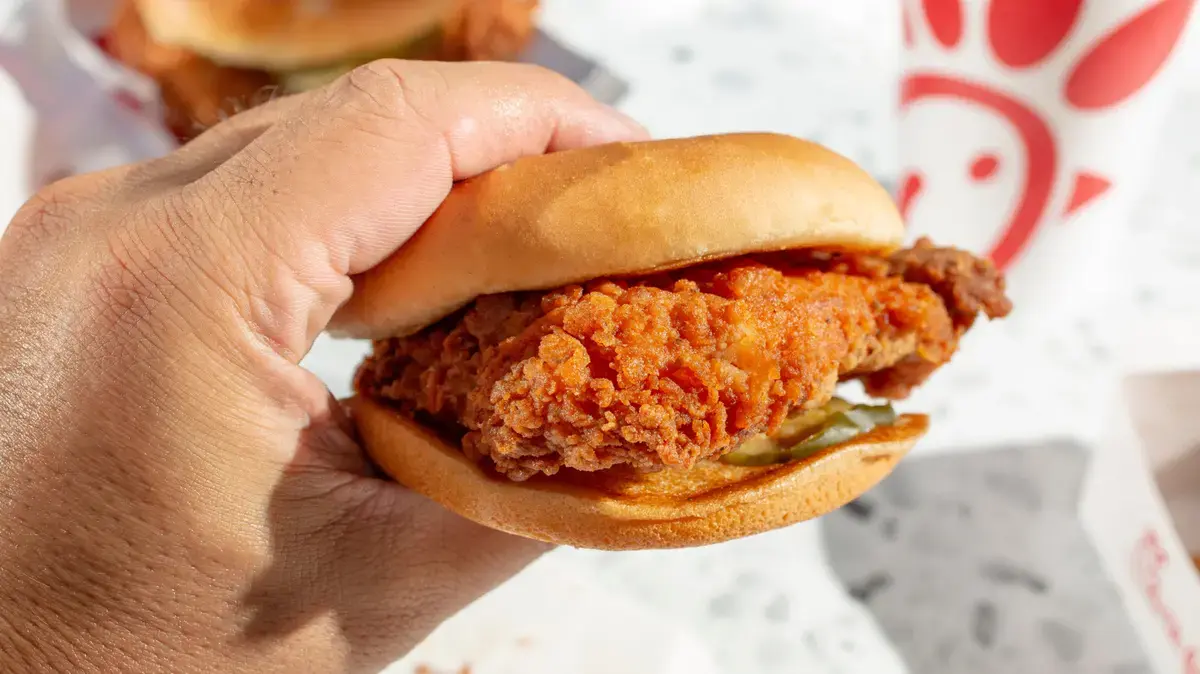 Top Fast Food Chains for High-Quality Chicken