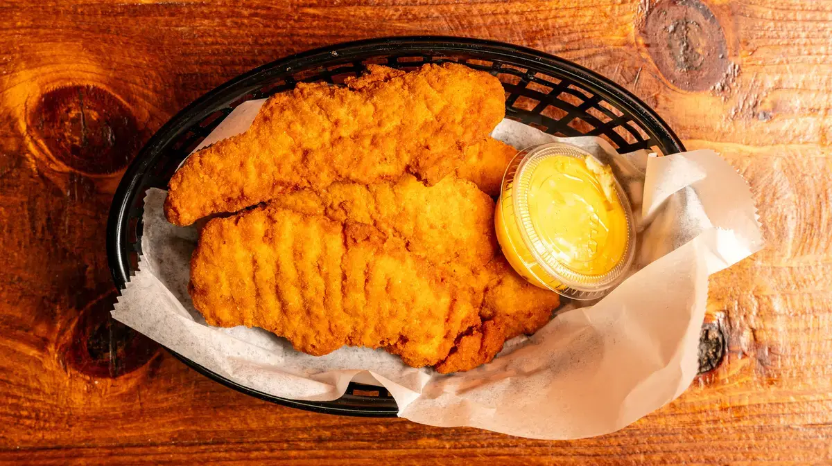 Top-Tier Chicken Tenders at a Popular Sit-Down Chain