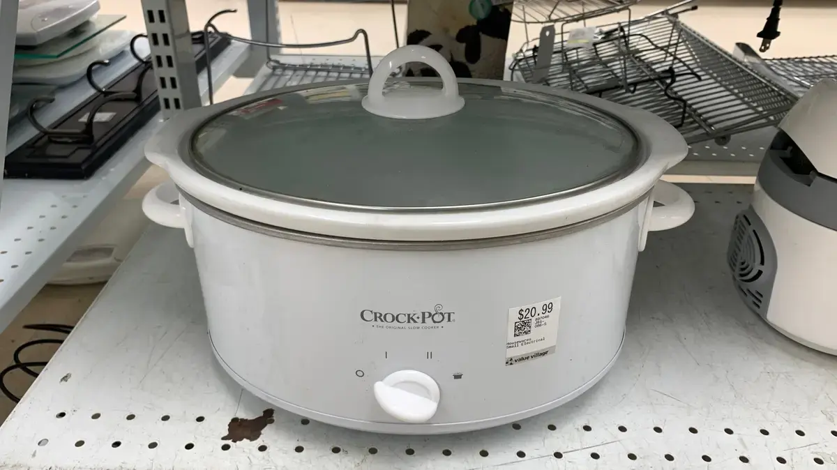 You Found A Vintage Crock-Pot At The Thrift Store — But Is It Actually Safe To Use?