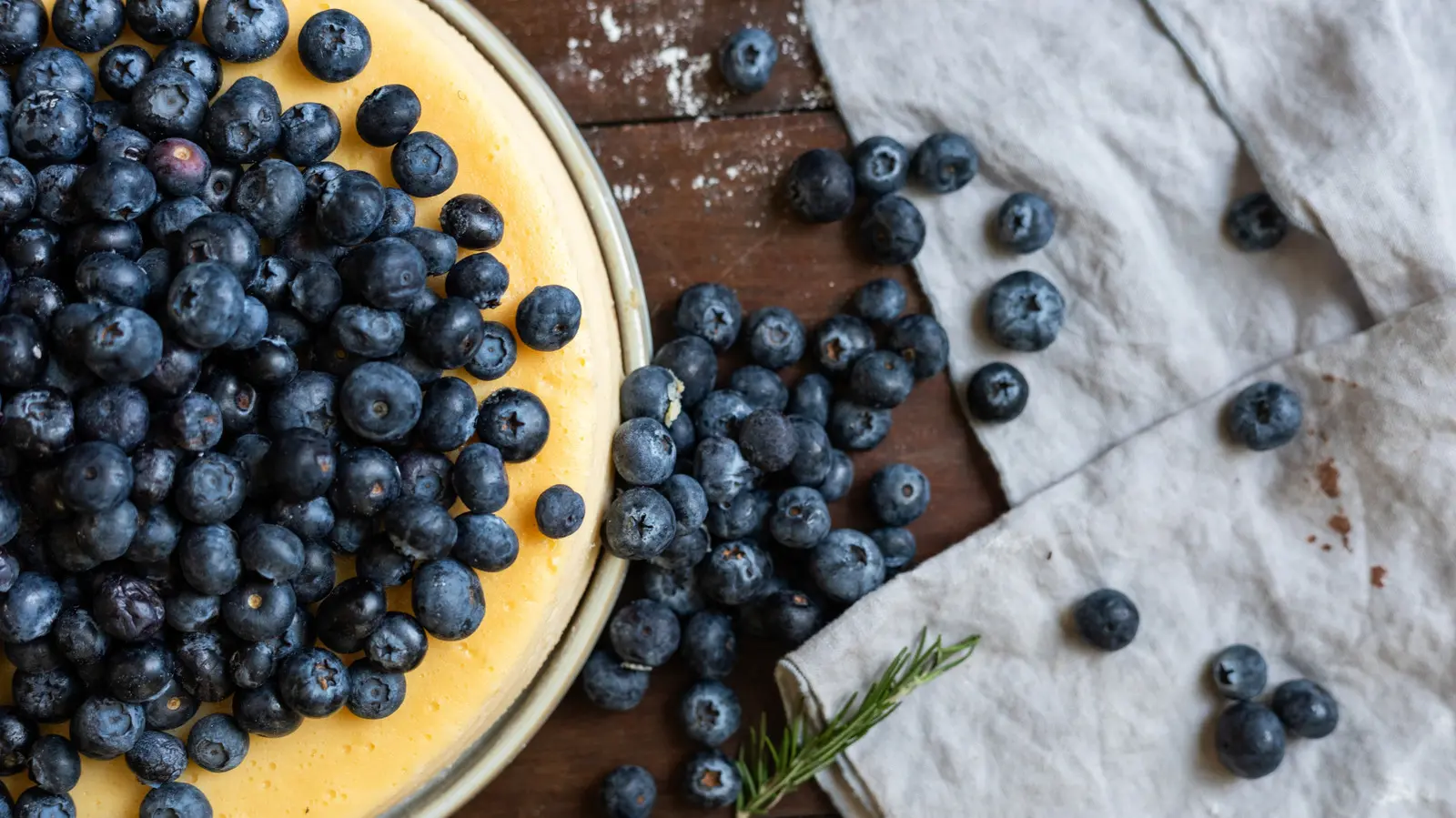 10 Best Classic Blueberry Desserts, Hands Down