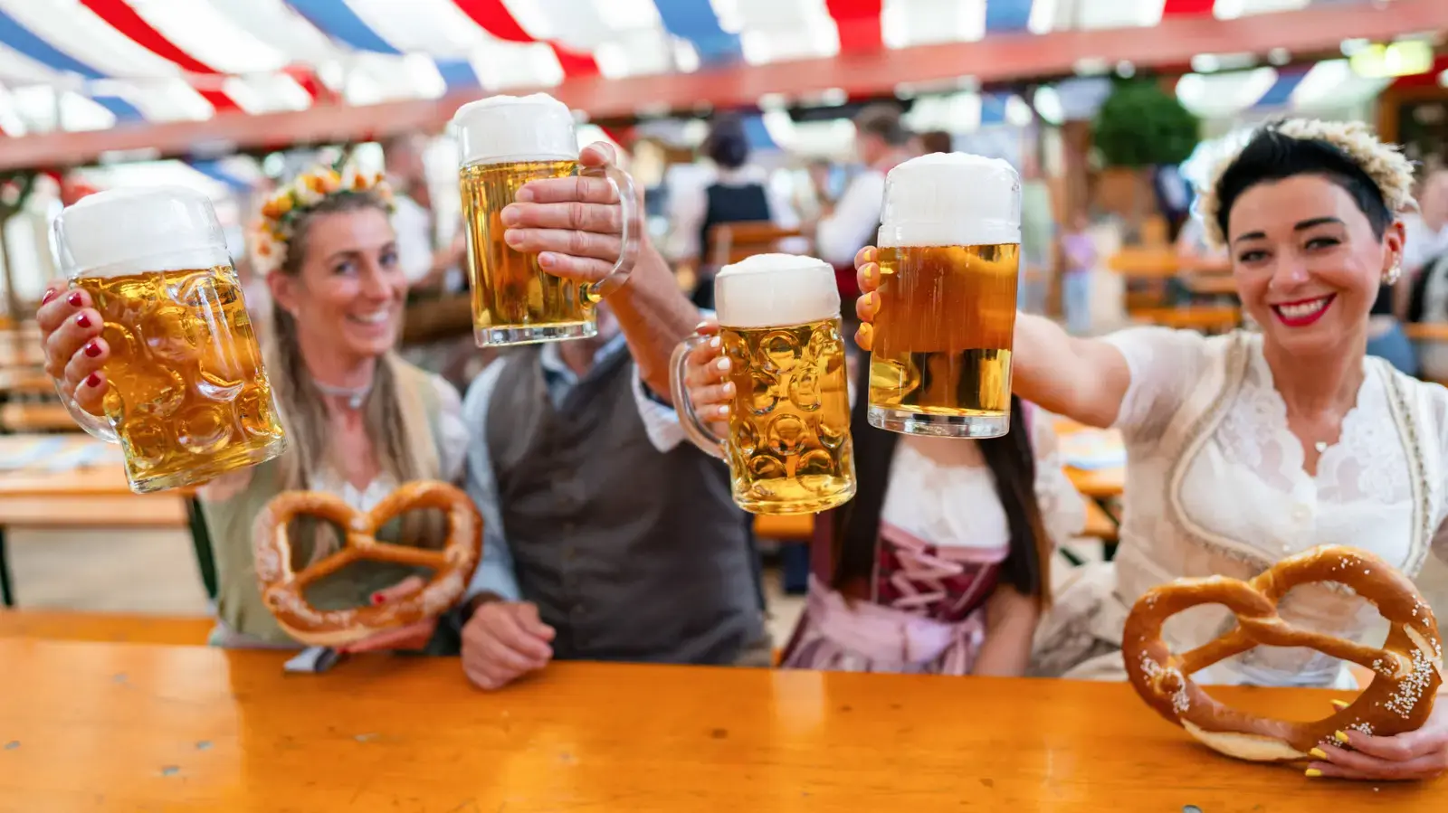 7 German Beer Garden Rules American Tourists Always Break Within Minutes