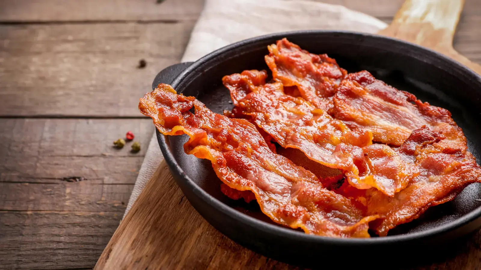 A New Method Rethinks How Americans Cook Their Favorite Breakfast Meat