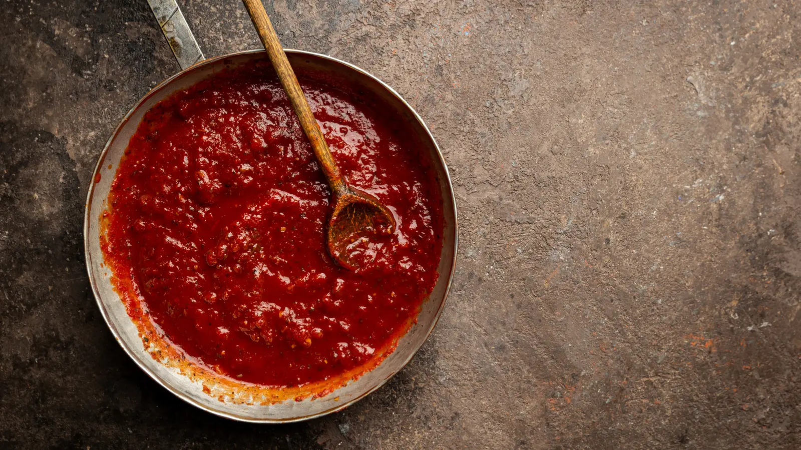 The Aldi Condiment That Can Transform Your Pasta Sauce
