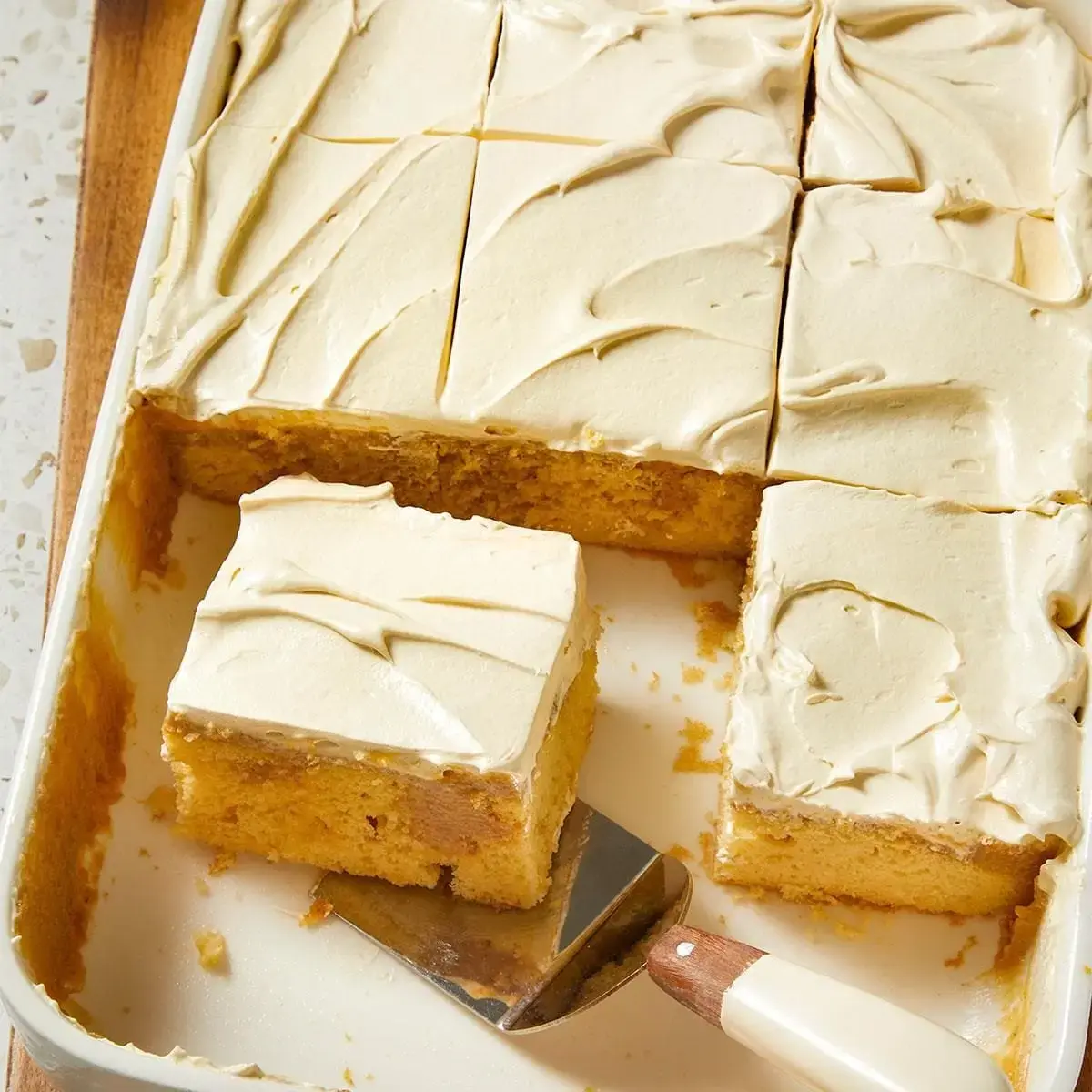 Apple Cider Poke Cake: A Simple Dessert for Autumn Harvests