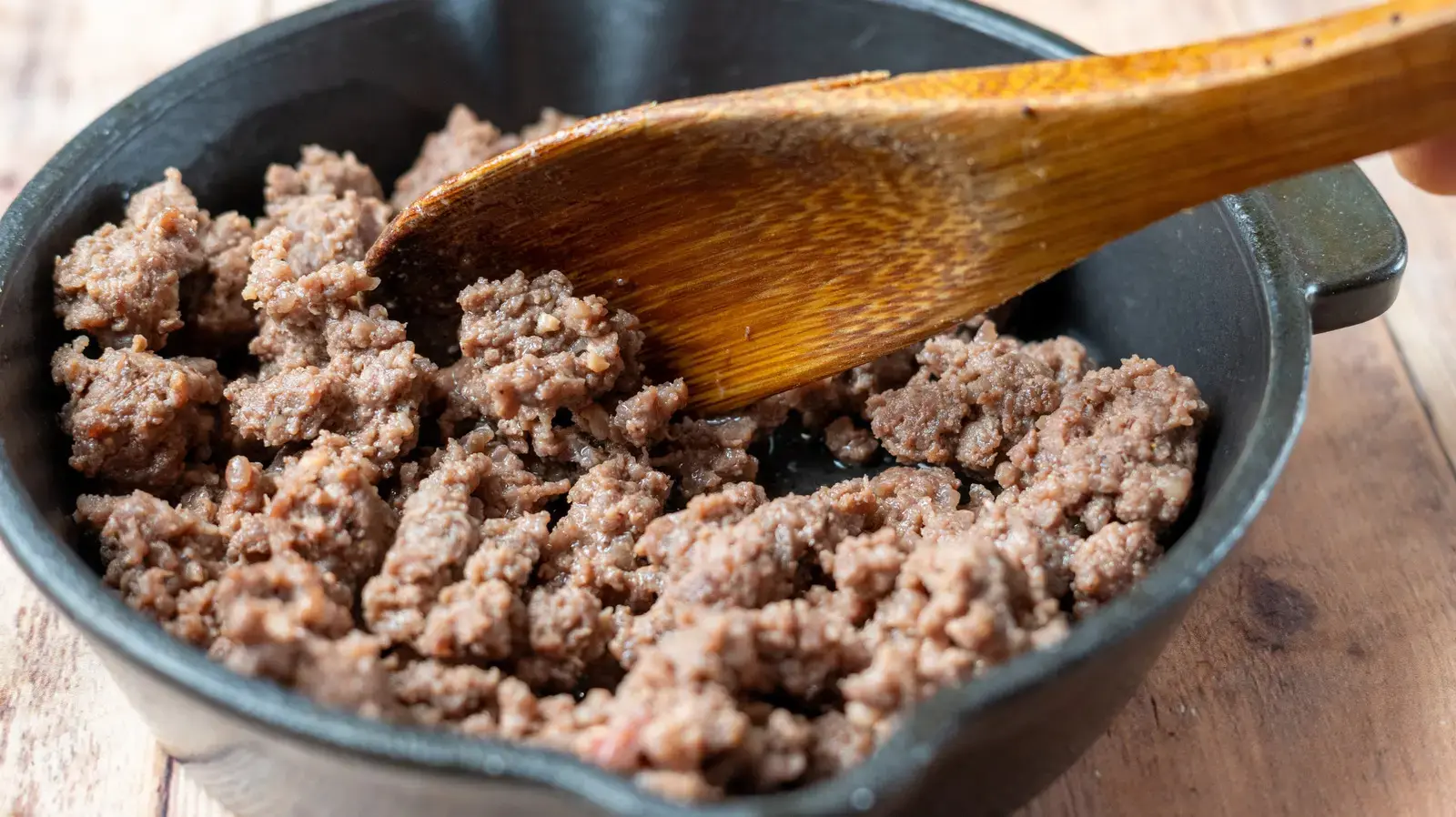 Basic Ground Beef Gets a Major Flavor Boost When You Add This Zesty Ingredient