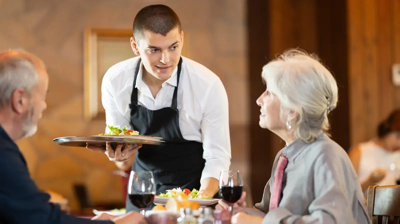Boomers Prefer This Sit-Down Chain Over Texas Roadhouse and Cracker Barrel