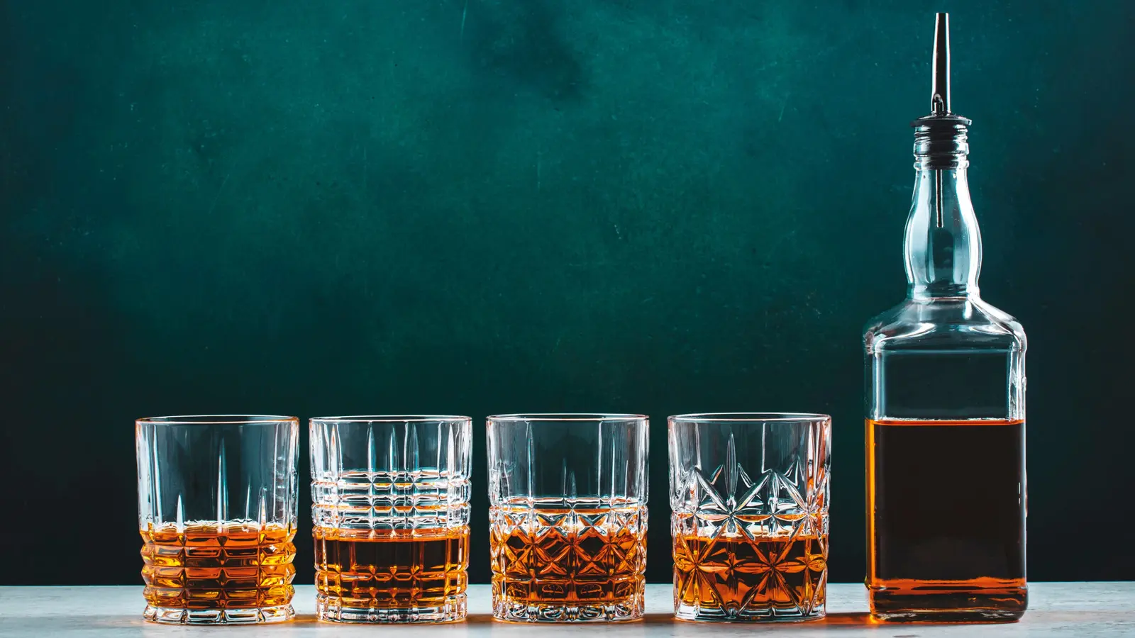 Canadian Whisky vs. American Whiskey: Key Distinctions Explained