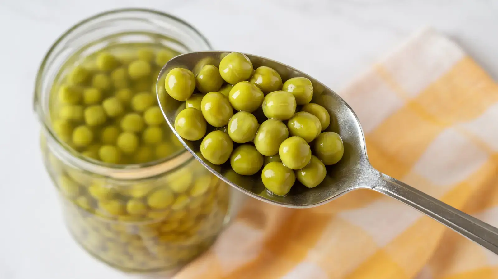 Canned Peas Shine as a Simple Southern Comfort Side Using Everyday Ingredients