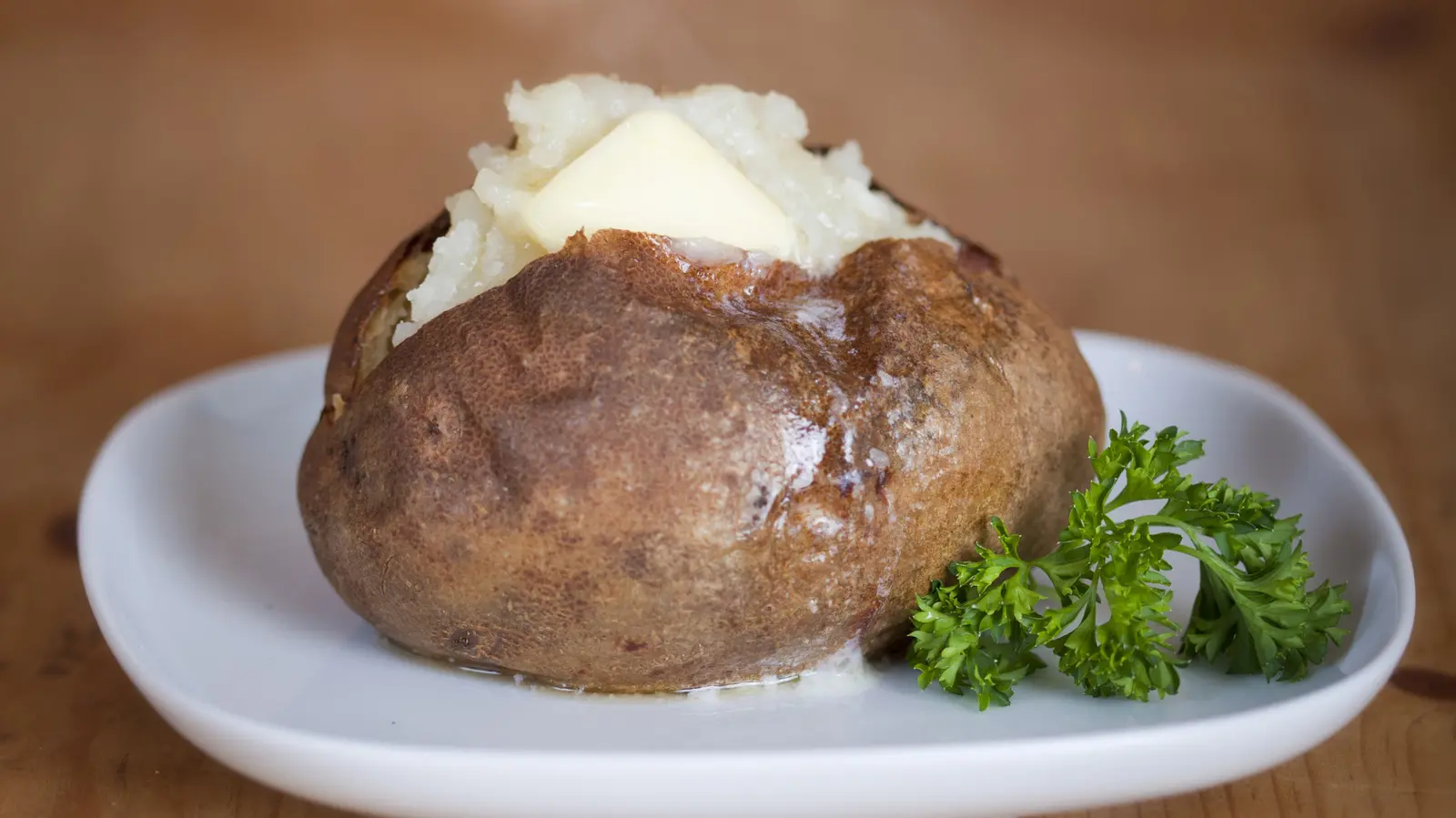 Canned Seafood Turns Simple Baked Potatoes Into Gourmet Meals