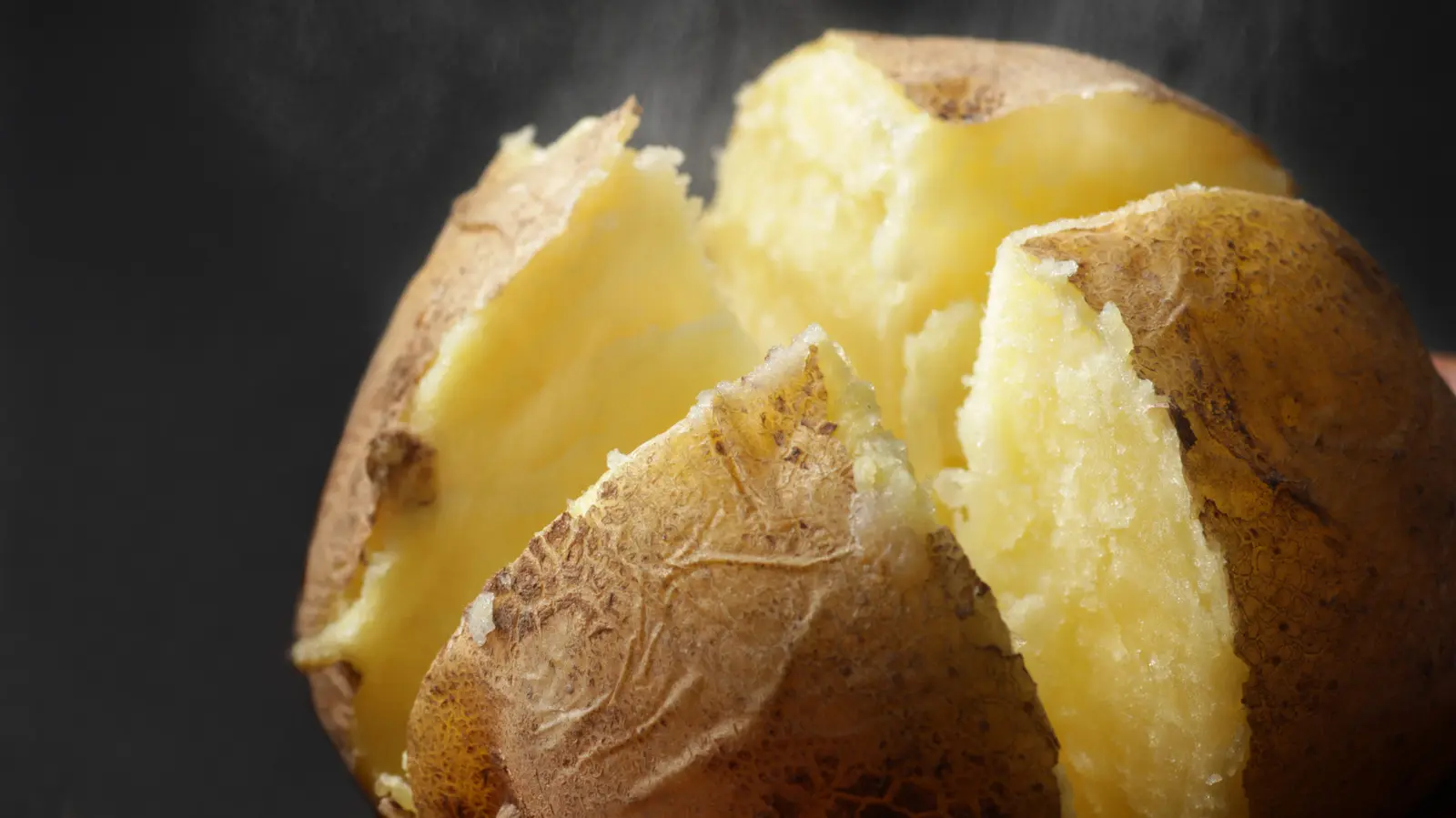 Add This Classic Canned Dinner To Baked Potatoes For A Hearty Protein-Packed Meal In Minutes