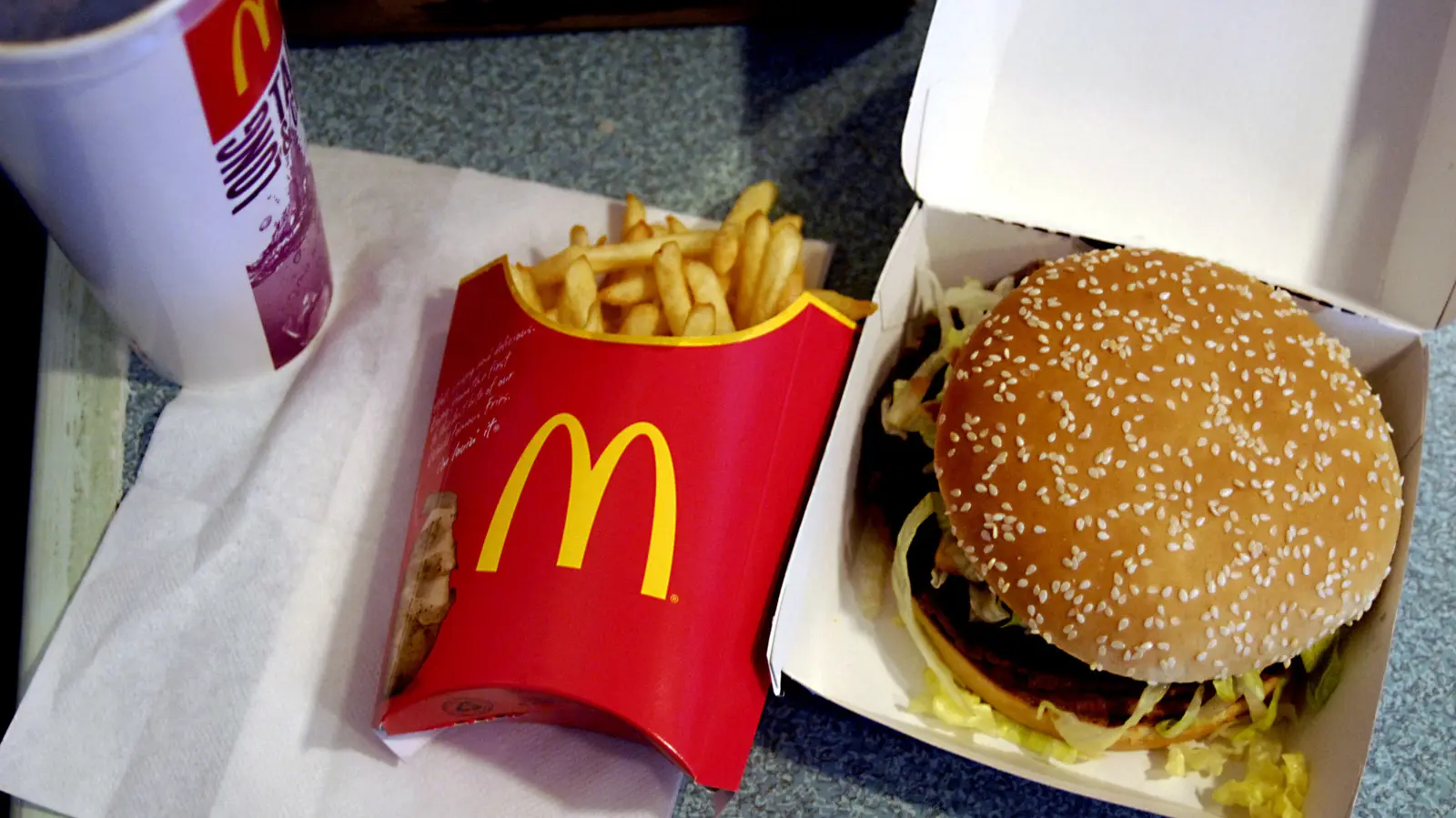 German‑Style McDonald’s Burger: How a Simple Order Hack Gives You a Taste of Berlin