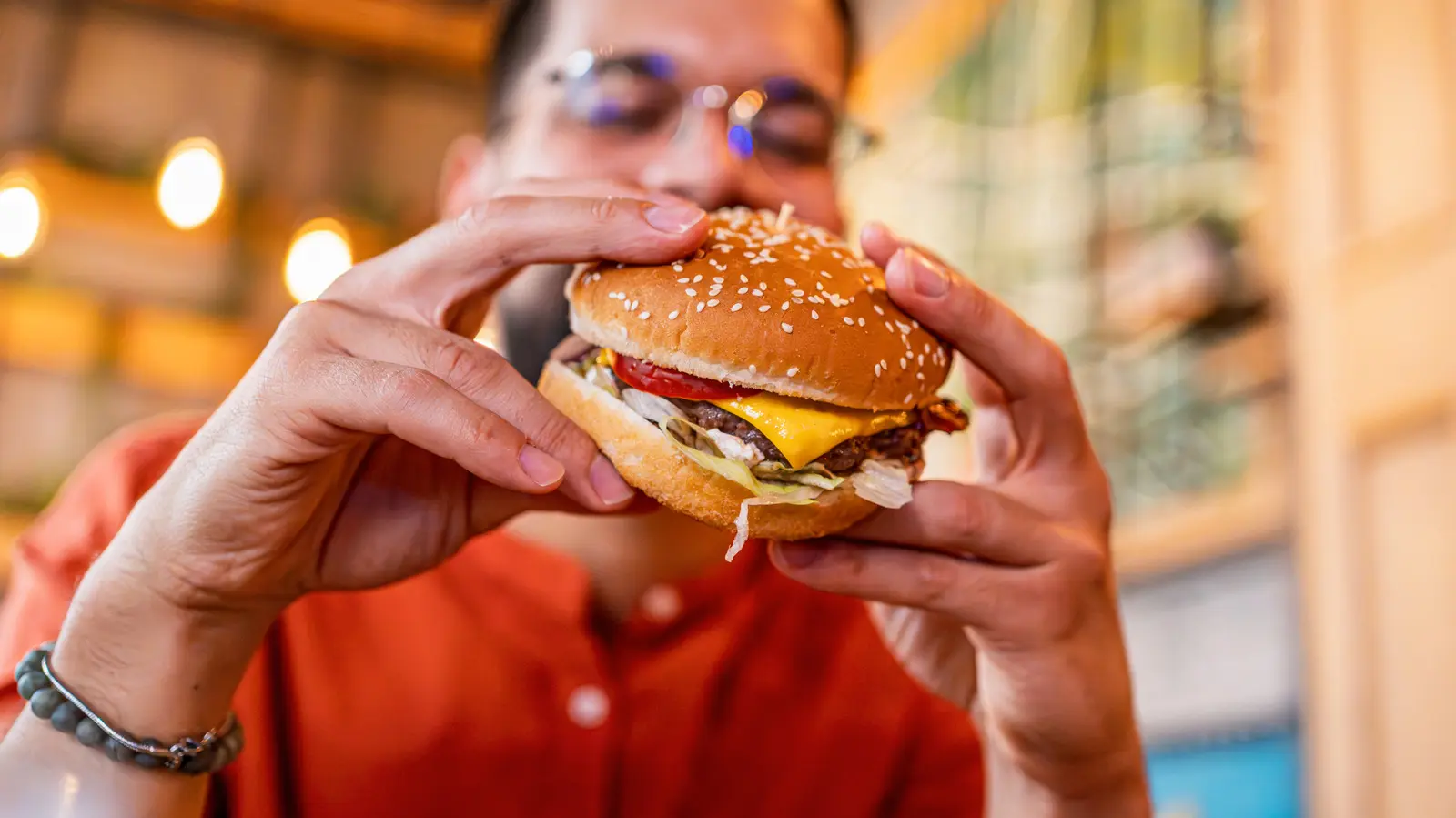 Fast Food Chicken Chain Delivers Standout Cheeseburger With Crispy Crust