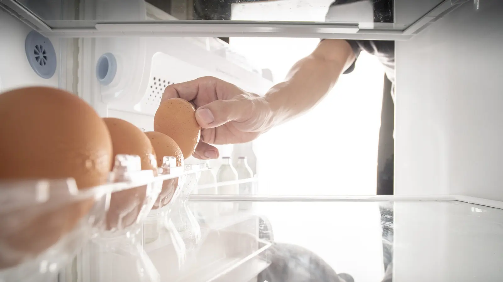 Why Storing Eggs Pointed End Down Saves Freshness
