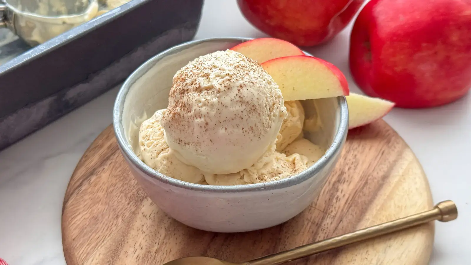 Easy No-Churn Apple Cider Ice Cream Recipe