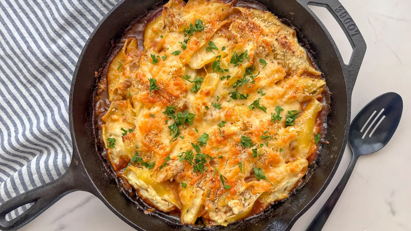 French Onion‑Inspired Stuffed Shells Take Center Stage