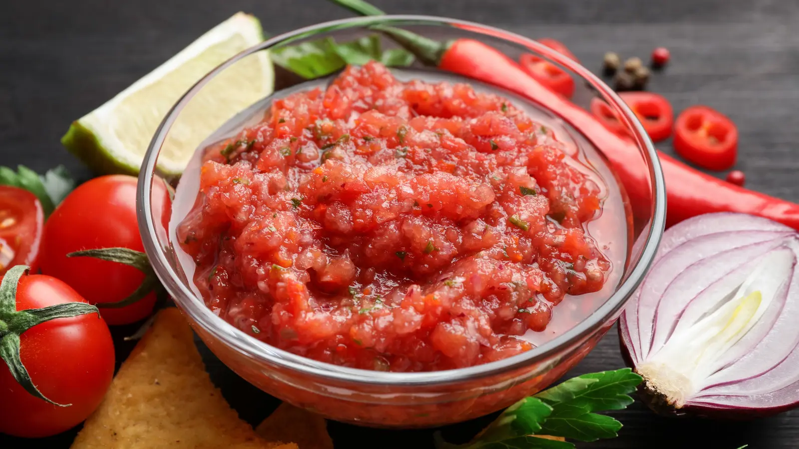 Give Salsa 10x The Texture And Throw Cabbage Into The Mix