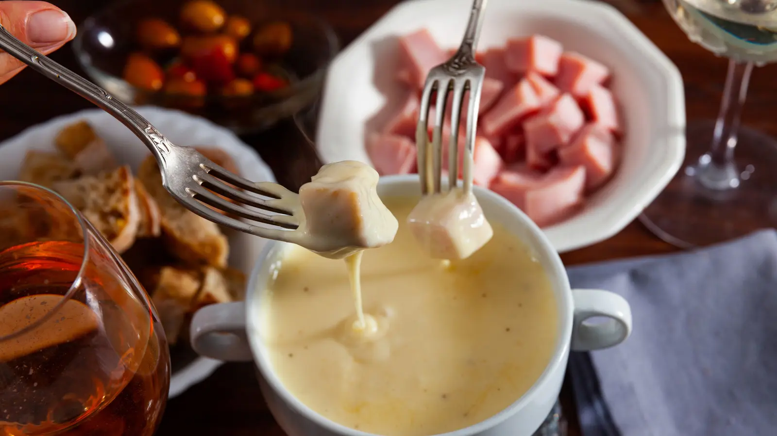 Nostalgic 1970s Appetizers Defined Decades Of American Dinner Parties