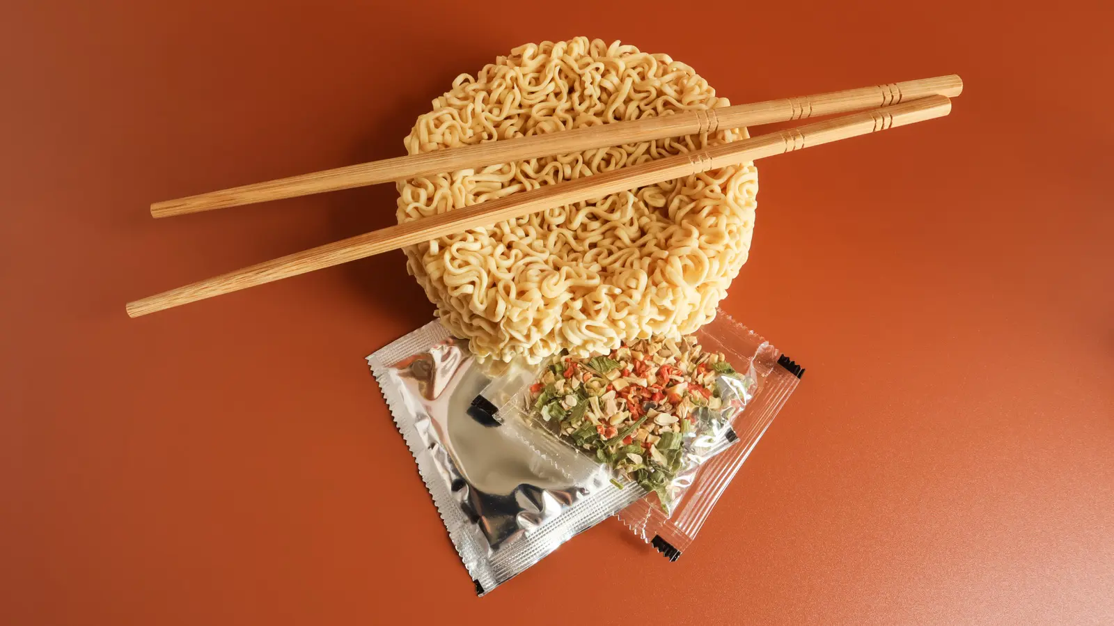 Instant Ramen Upgrade: Single Packet Transforms Basic Noodles