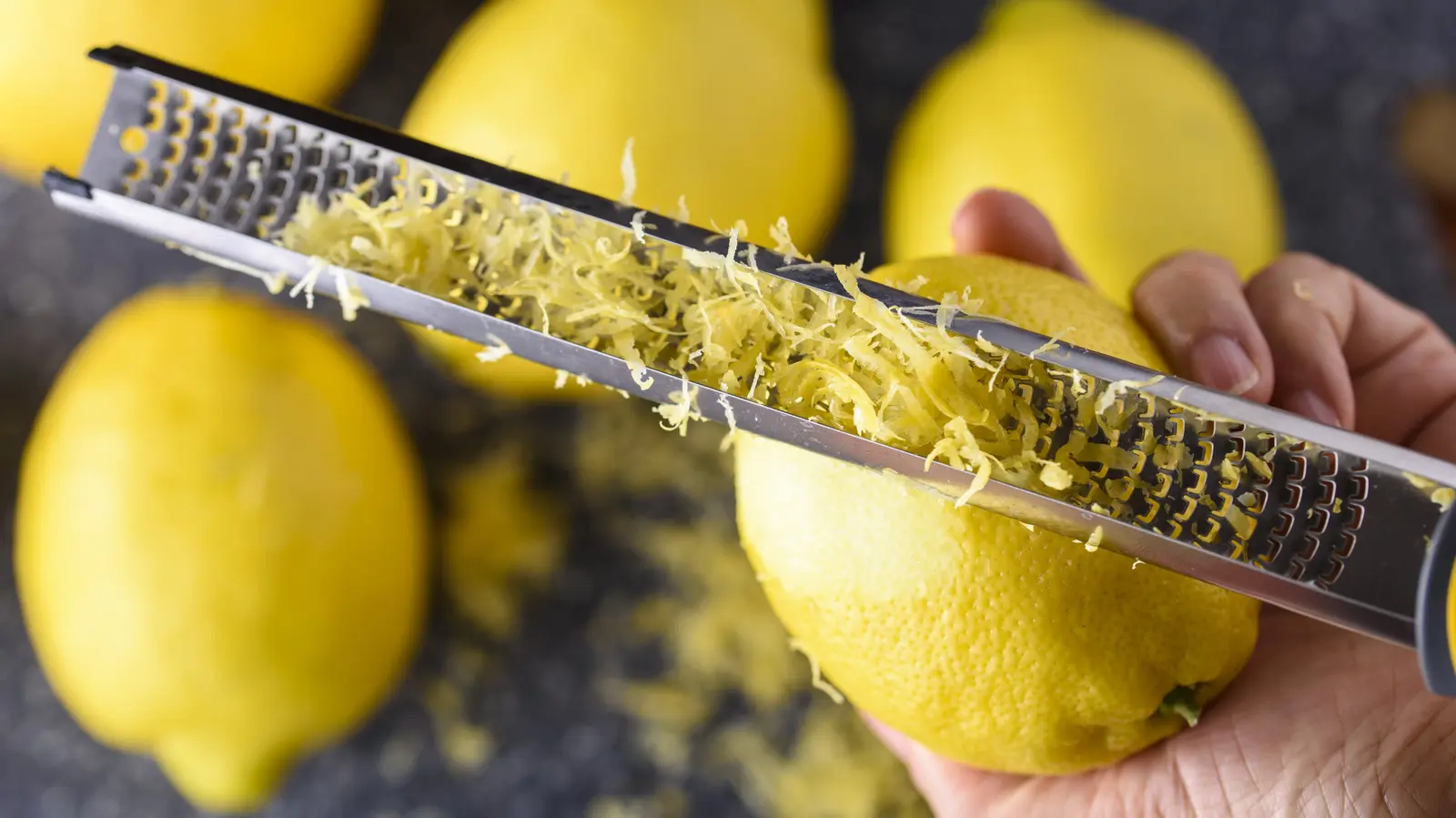 Lemon Delight: The Ultimate Classic Dessert