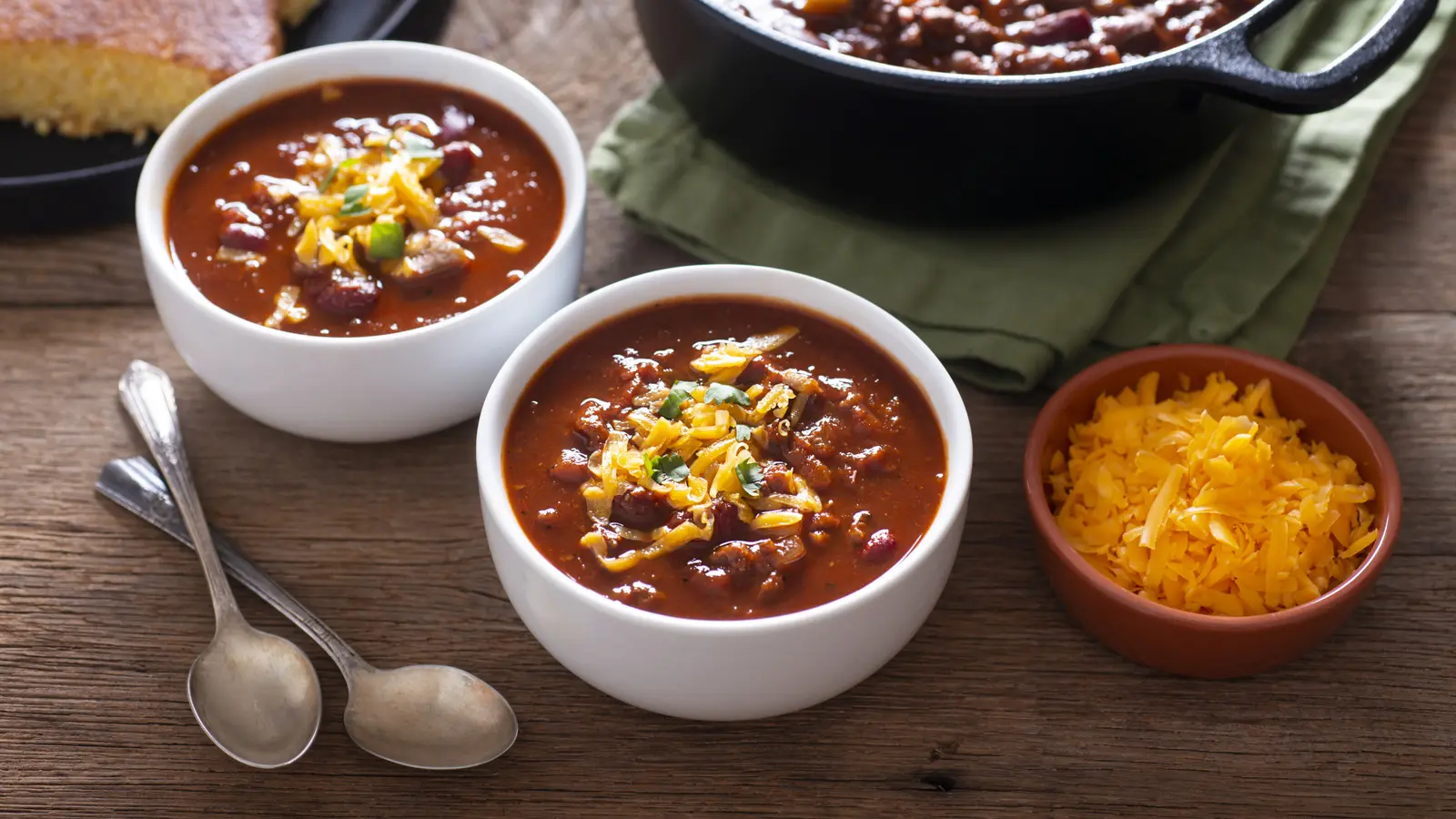 Mashed Potatoes Transform Chili Into Hearty Thanksgiving-Inspired Meal