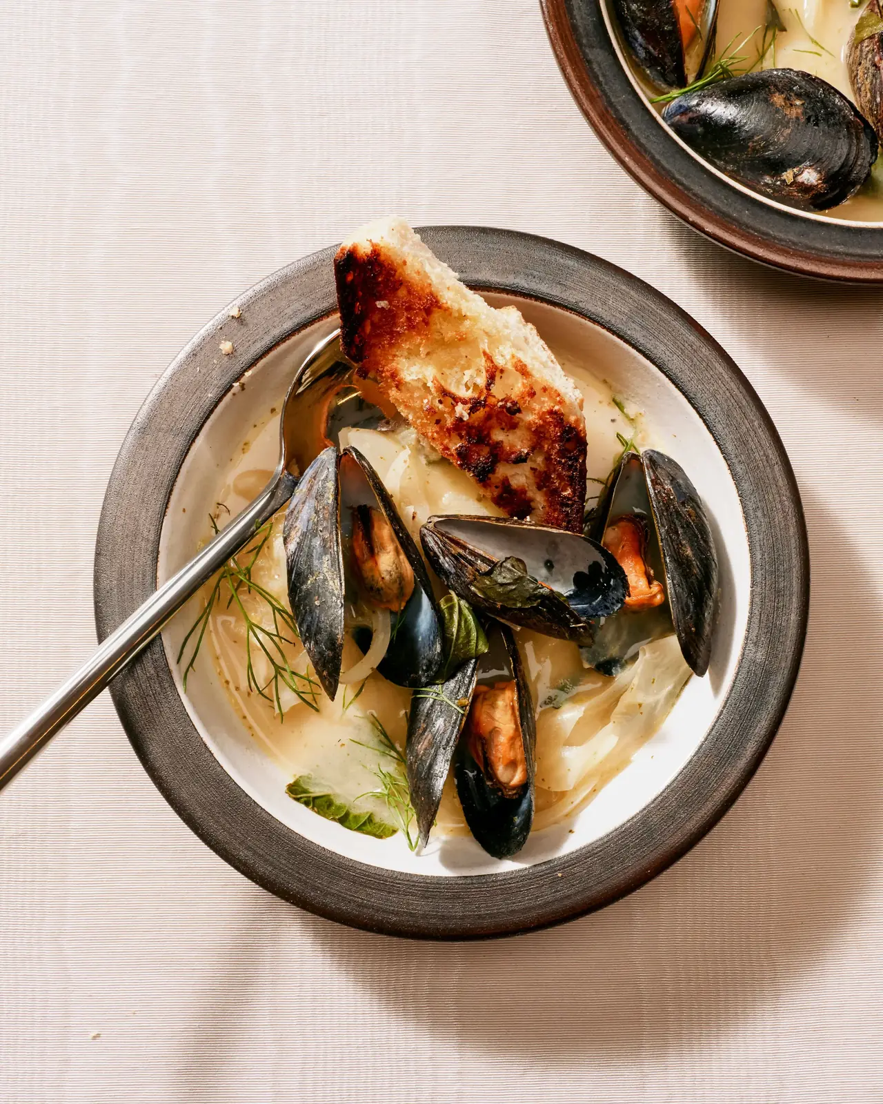 Mussels Dijonnaise: A Sophisticated Seafood Dish for Elegant Gatherings