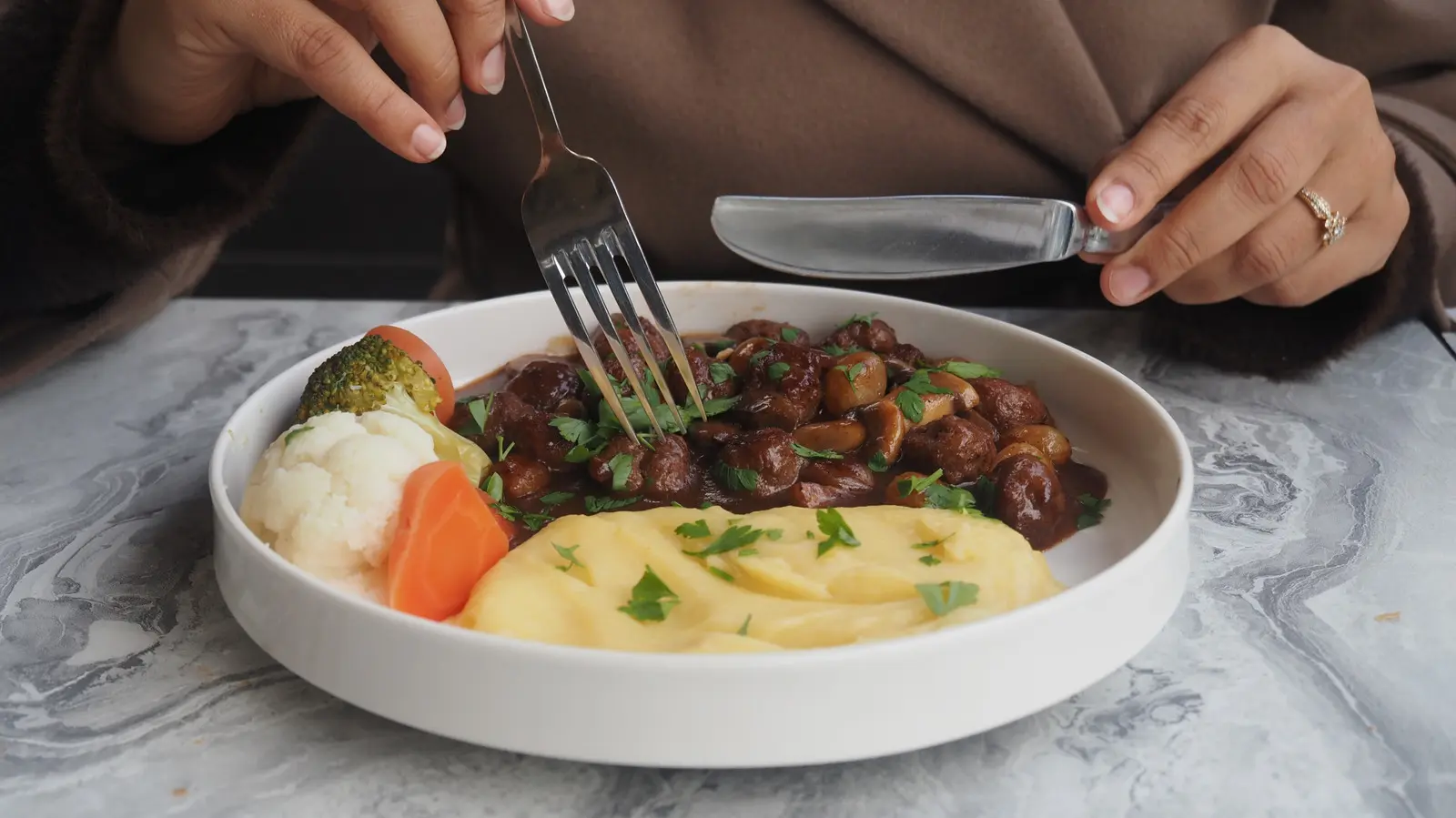 Costco's Irish-Inspired Ready Meal Delivers Pub Comfort in Minutes